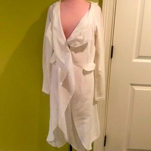 European culture Fabulous white cardigan